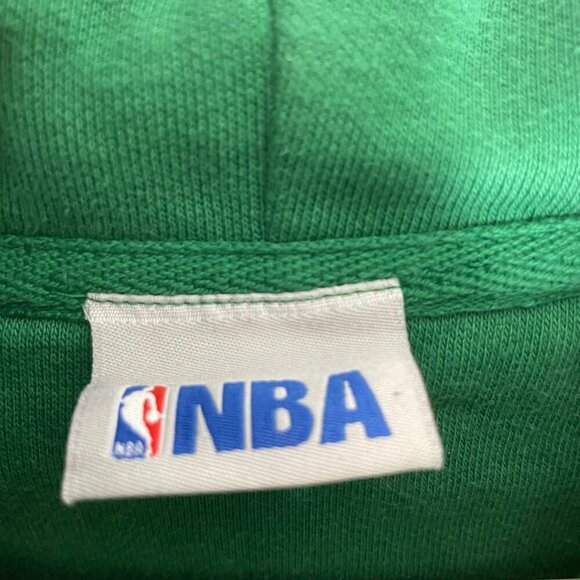 Boston Celtics NBA Tag Hoodie with Kangaroo Pocket Size S - Picture 3 of 7